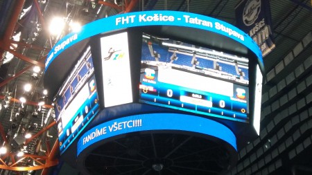 mladšie dorastenky v Steel Aréne